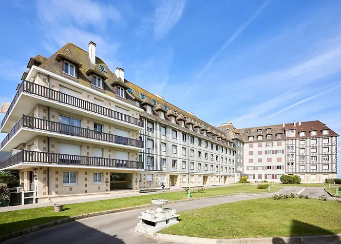 Ornano - Welkeys Apartmán *